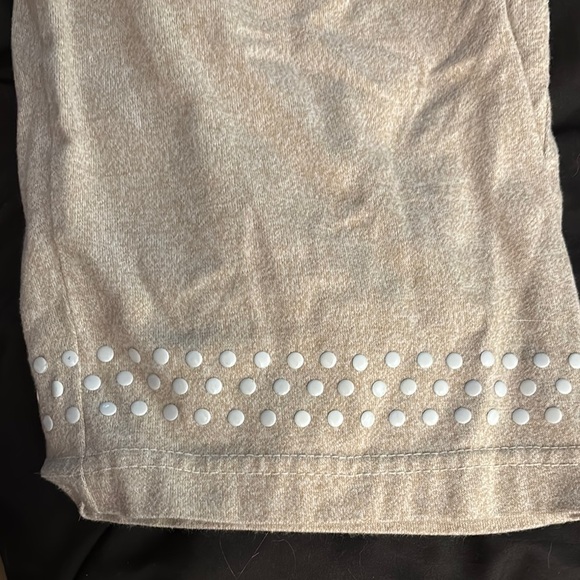 Cathy Daniels Beige Capris with Studded Hem - Picture 3 of 3